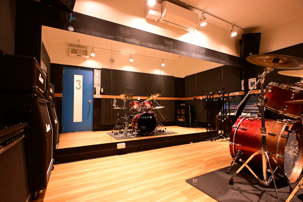 静岡草薙店3studio